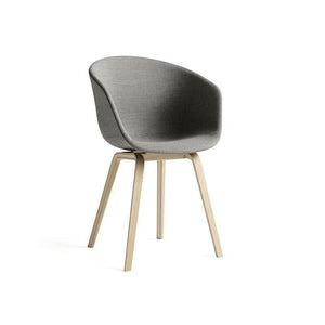 Elbow chair